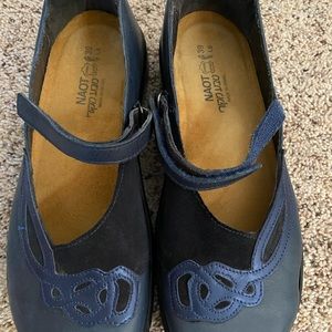Naot Women’s Mary Janes Blue Sz 8.5  EU39